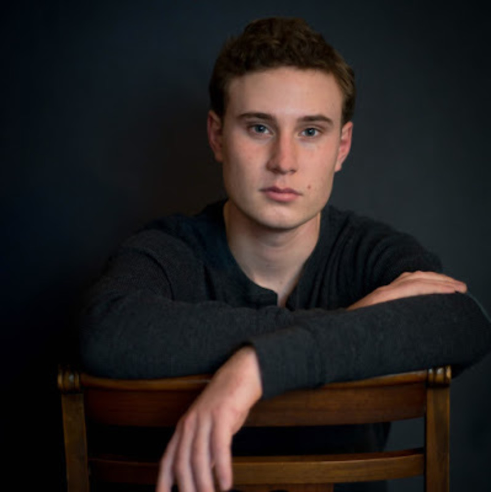 Meet your Posher, Ethan